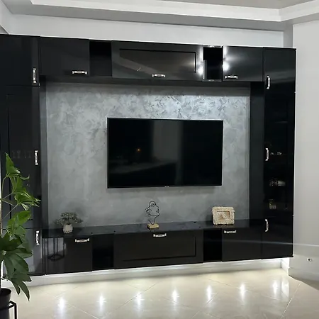 New Eva Unique Luxury Apartament דירה Năvodari